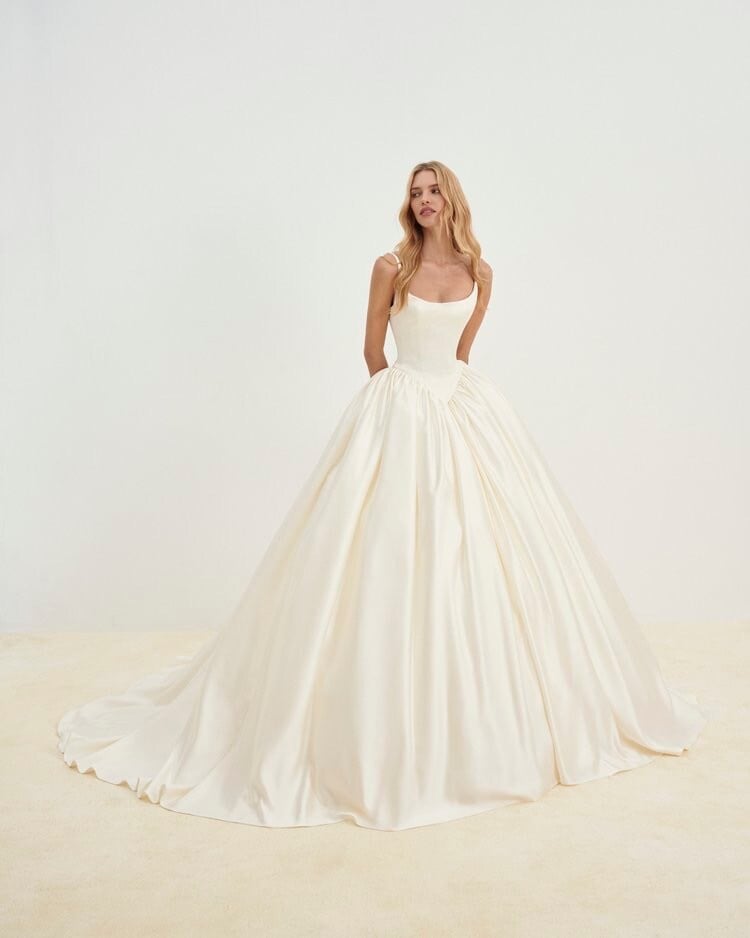 Bridal Gown show: Senstudio Trunk Show 